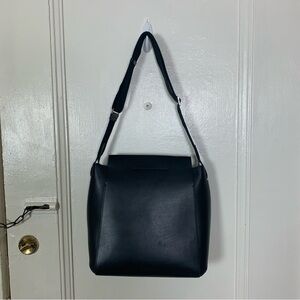everlane form bag